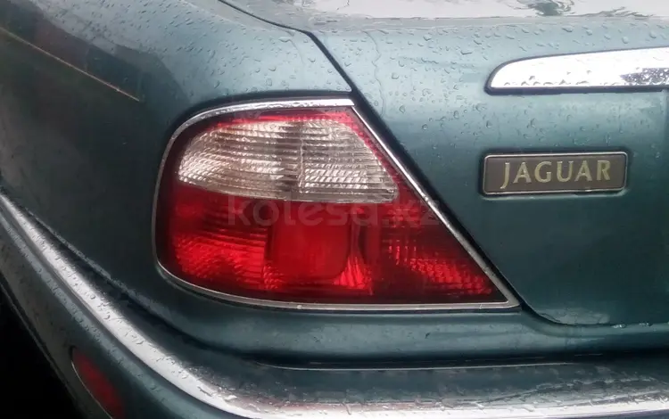 Jaguar XJ 1999 годаүшін15 000 000 тг. в Алматы