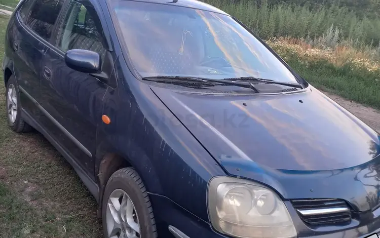 Nissan Almera Tino 2004 годаfor2 500 000 тг. в Петропавловск