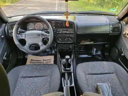 Volkswagen Passat 1995 года за 2 900 000 тг. в Кокшетау – фото 21