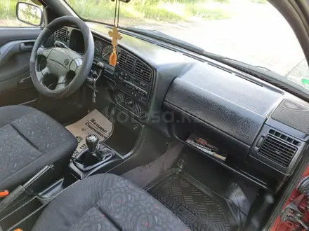 Volkswagen Passat 1995 года за 2 900 000 тг. в Кокшетау – фото 28