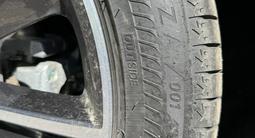 Шины Bridgestone Alenza 001 (RFT) 255/45 R20 101 W за 200 000 тг. в Астана