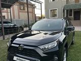 Toyota RAV4 2019 года за 13 500 000 тг. в Алматы