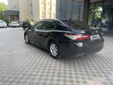 Toyota Camry 2019 года за 12 900 000 тг. в Шымкент – фото 5