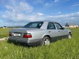 Mercedes-Benz E 220 1994 года за 1 700 000 тг. в Алматы – фото 2
