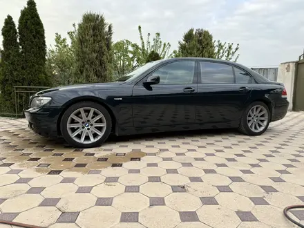 BMW 750 2008 года за 4 800 000 тг. в Алматы – фото 5