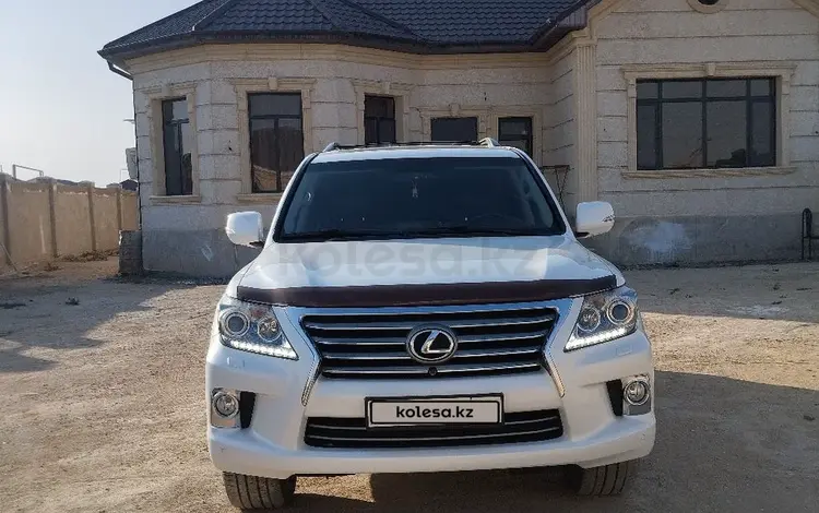 Lexus LX 570 2013 года за 31 000 000 тг. в Актау