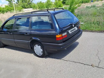 Volkswagen Passat 1992 года за 1 670 000 тг. в Усть-Каменогорск – фото 9