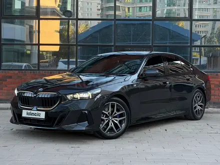 BMW 520 2024 года за 33 900 000 тг. в Астана – фото 2