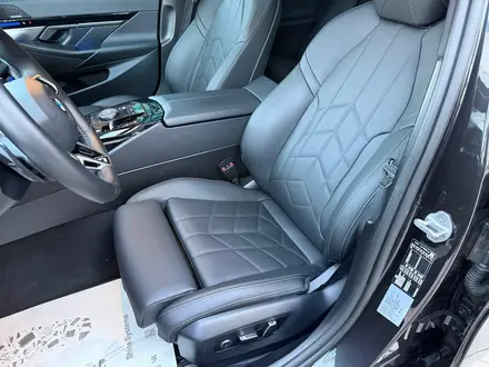 BMW 520 2024 года за 33 900 000 тг. в Астана – фото 24