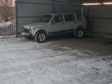 ВАЗ (Lada) Lada 2131 (5-ти дверный) 2004 годаfor1 950 000 тг. в Семей