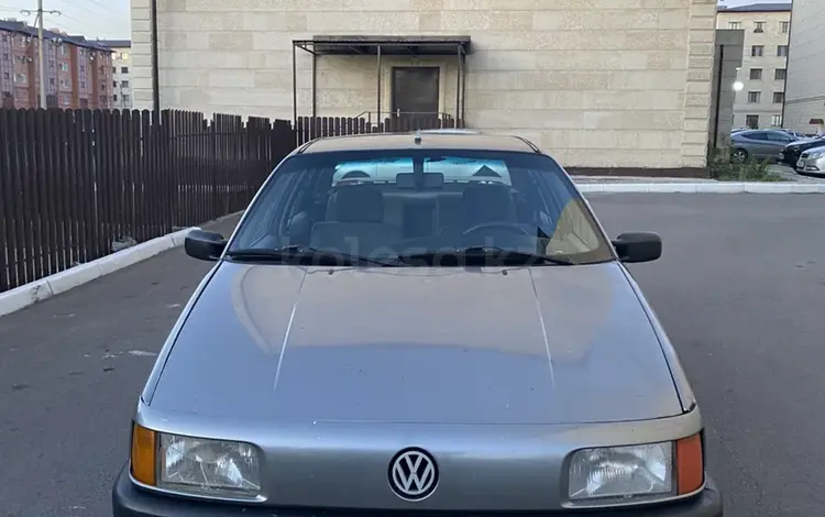 Volkswagen Passat 1990 годаfor865 000 тг. в Караганда