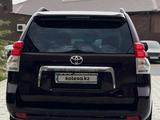 Toyota Land Cruiser Prado 2011 года за 14 700 000 тг. в Атырау – фото 4