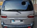 Hyundai Starex 2005 года за 3 500 000 тг. в Астана – фото 2
