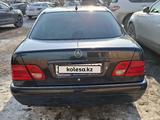 Mercedes-Benz E 230 1997 года за 2 500 000 тг. в Астана – фото 3