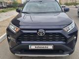 Toyota RAV4 2021 года за 14 000 000 тг. в Актау