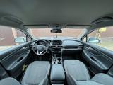 Hyundai Santa Fe 2018 года за 10 350 000 тг. в Атырау – фото 2