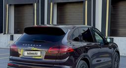 Porsche Cayenne 2016 года за 22 500 000 тг. в Караганда – фото 2