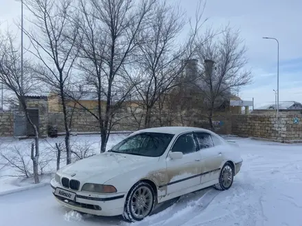 BMW 525 1998 года за 2 800 000 тг. в Жанаозен