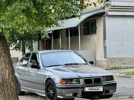 BMW 328 1992 года за 2 800 000 тг. в Талдыкорган – фото 8