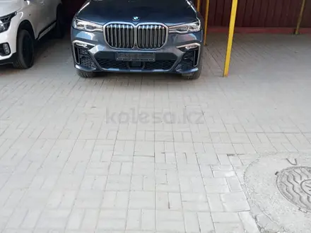 BMW X7 2021 года за 85 000 000 тг. в Астана – фото 3