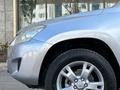 Toyota RAV4 2010 годаүшін7 200 000 тг. в Астана – фото 55