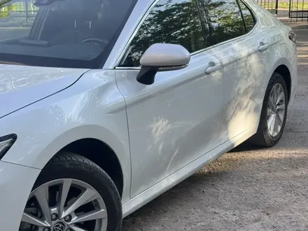 Toyota Camry 2023 года за 14 400 000 тг. в Астана – фото 3
