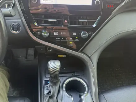 Toyota Camry 2023 года за 14 400 000 тг. в Астана – фото 15