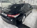Toyota Camry 2019 года за 14 000 000 тг. в Алматы – фото 5