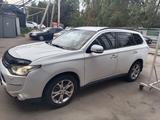 Mitsubishi Outlander 2012 годаүшін5 900 000 тг. в Алматы – фото 2