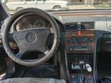 Mercedes-Benz C 220 1994 годаүшін2 990 000 тг. в Усть-Каменогорск – фото 2