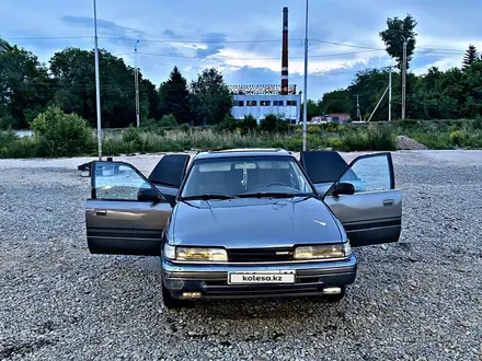 Mazda 626 1991 года за 600 000 тг. в Усть-Каменогорск – фото 4