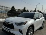 Toyota Highlander 2022 года за 25 000 000 тг. в Алматы – фото 3