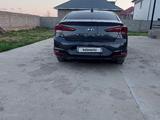 Hyundai Elantra 2019 года за 6 500 000 тг. в Шымкент – фото 3