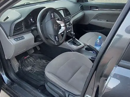 Hyundai Elantra 2019 года за 6 500 000 тг. в Шымкент – фото 4