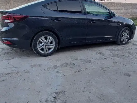Hyundai Elantra 2019 года за 6 500 000 тг. в Шымкент – фото 5