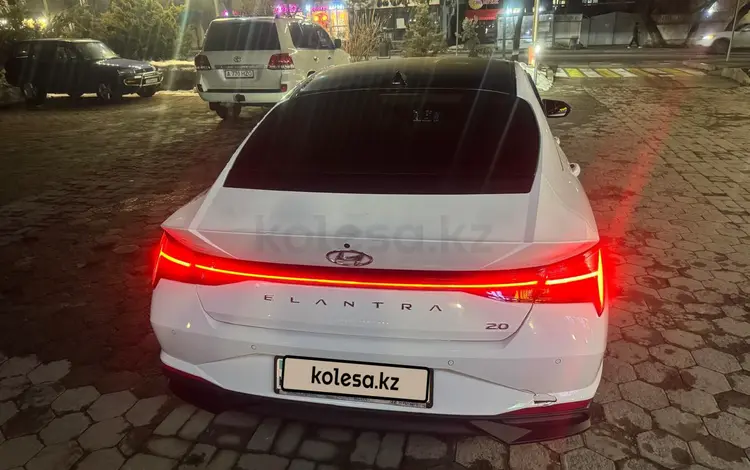 Hyundai Elantra 2023 годаүшін10 200 000 тг. в Алматы