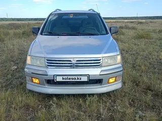 Mitsubishi Space Wagon, 1998