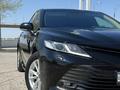 Toyota Camry 2018 годаүшін12 600 000 тг. в Семей – фото 4