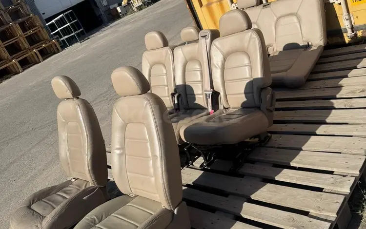 Сиденья Кожа на Ford Explorer 3үшін250 000 тг. в Алматы