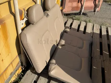 Сиденья Кожа на Ford Explorer 3 за 250 000 тг. в Алматы – фото 11