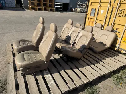 Сиденья Кожа на Ford Explorer 3 за 250 000 тг. в Алматы – фото 18