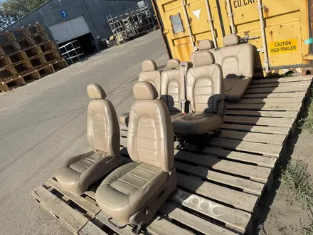 Сиденья Кожа на Ford Explorer 3 за 250 000 тг. в Алматы – фото 19
