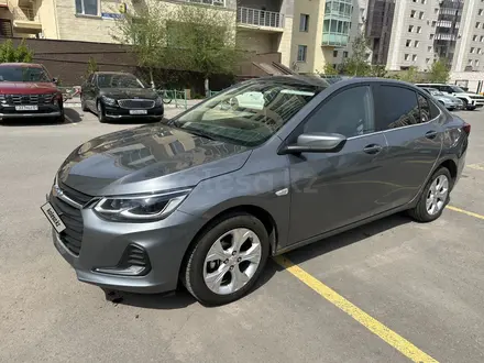 Chevrolet Onix 2025 года за 6 500 000 тг. в Астана – фото 2