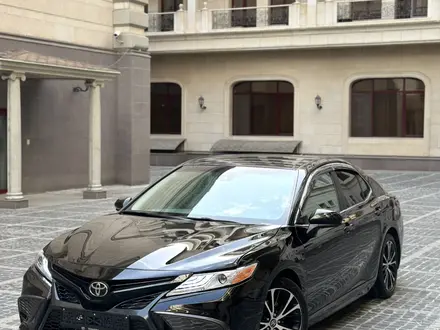 Toyota Camry 2019 года за 10 500 000 тг. в Алматы