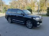 Toyota Land Cruiser 2016 года за 27 700 000 тг. в Алматы