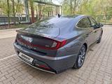 Hyundai Sonata 2022 года за 13 500 000 тг. в Уральск – фото 3