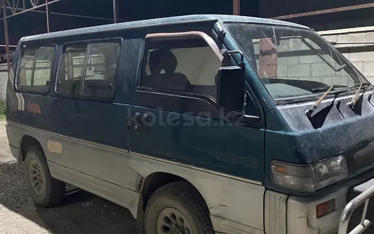 Mitsubishi Delica 1995 годаүшін2 250 000 тг. в Алматы