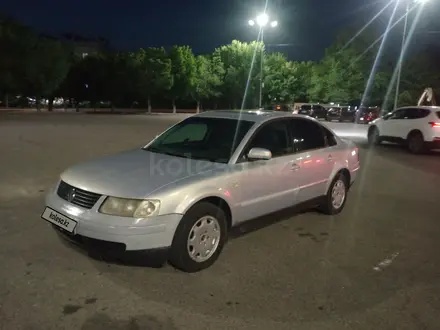 Volkswagen Passat 1998 года за 1 100 000 тг. в Тараз – фото 3