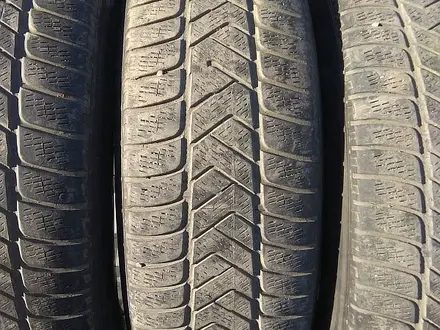 Шины 235/65 R19 — "Pirelli Scorpion Winter" (Великобритания), все за 70 000 тг. в Астана – фото 5