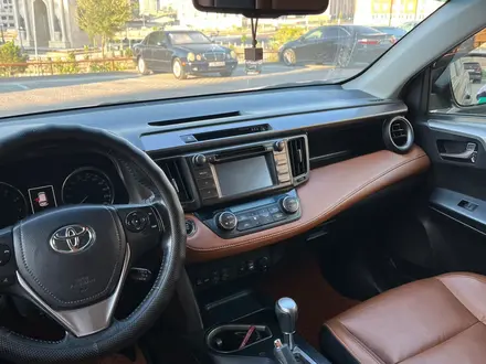 Toyota RAV4 2016 года за 10 000 000 тг. в Актау – фото 4